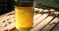 How to Harvest Honey Beekeeping : GardenFork.TV